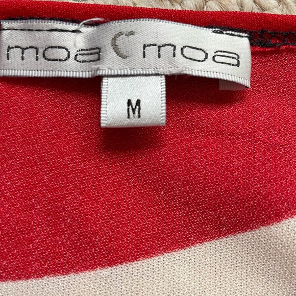 ➰Abstract Festive Top➰ - Picture 4 of 6